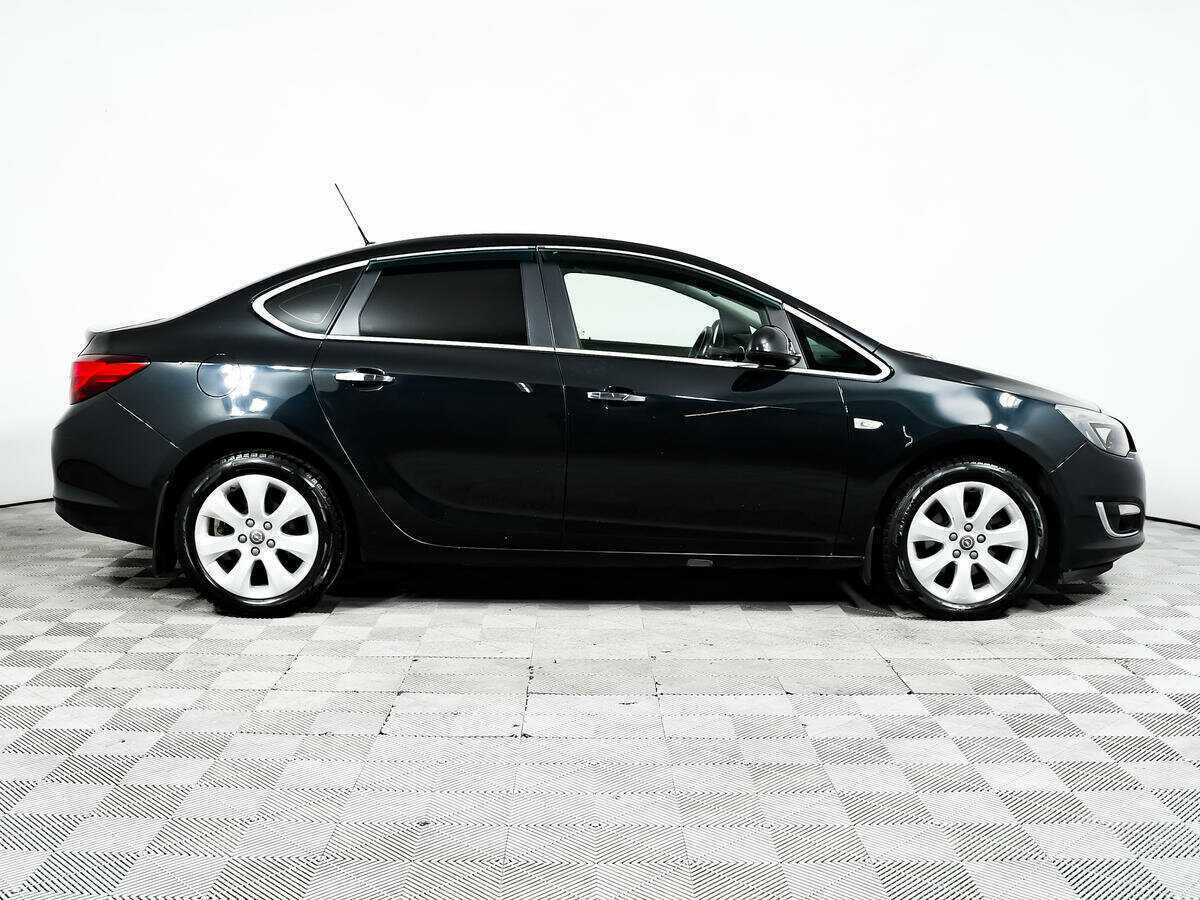 Opel Astra, 2013 - фото №4
