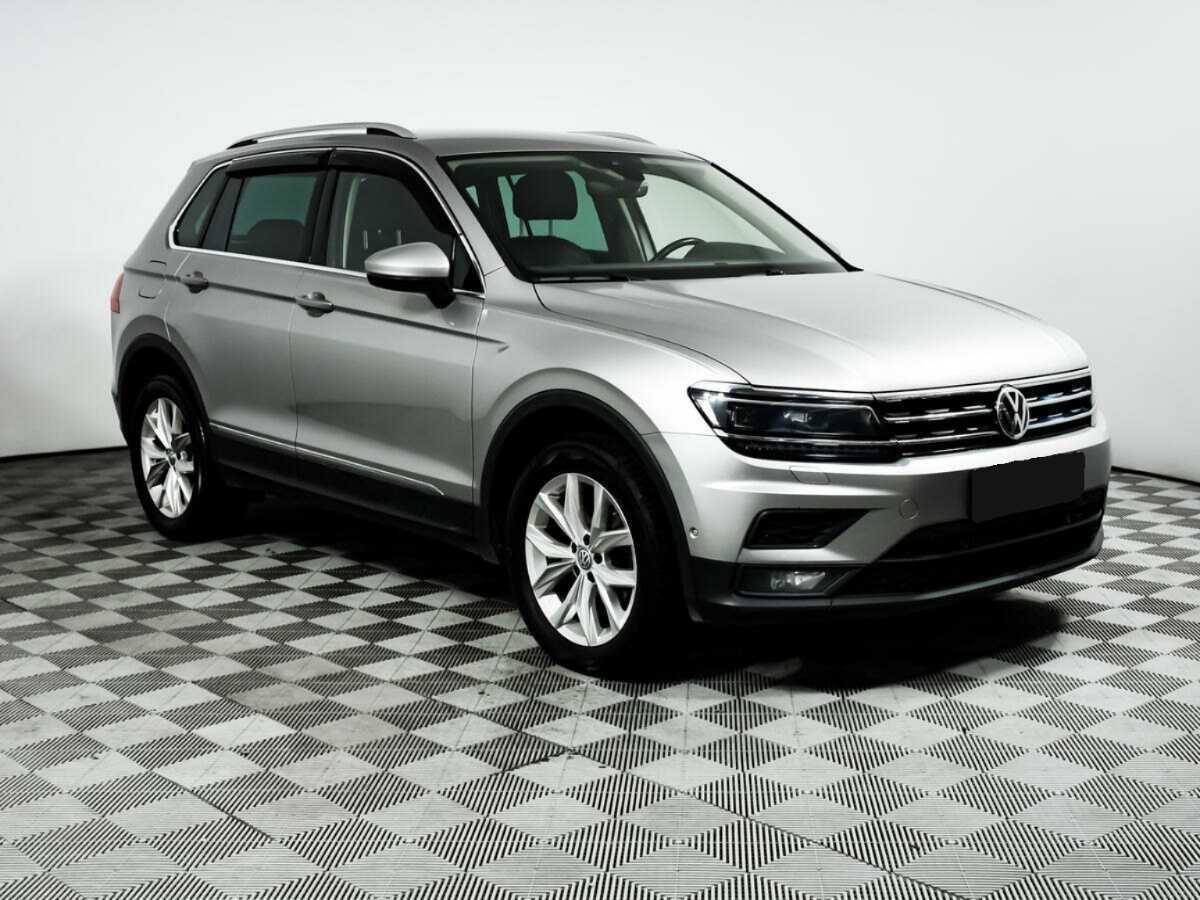 Volkswagen Tiguan, 2020 - фото №3