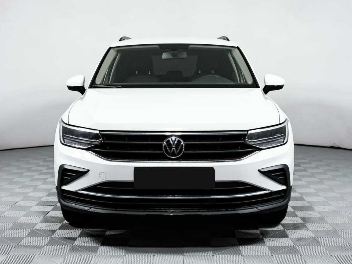 Volkswagen Tiguan, 2021 - фото №2