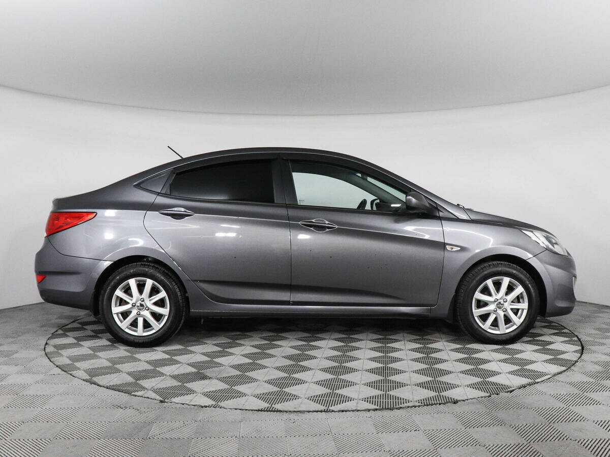 Hyundai Solaris, 2013 - фото №4