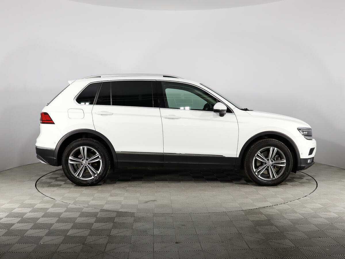 Volkswagen Tiguan, 2018 - фото №4