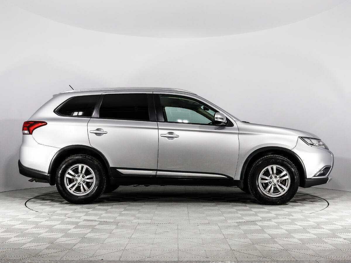 Mitsubishi Outlander, 2015 - фото №4