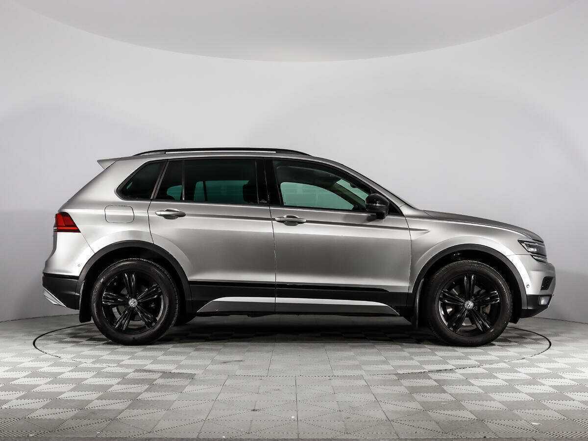 Volkswagen Tiguan, 2019 - фото №4