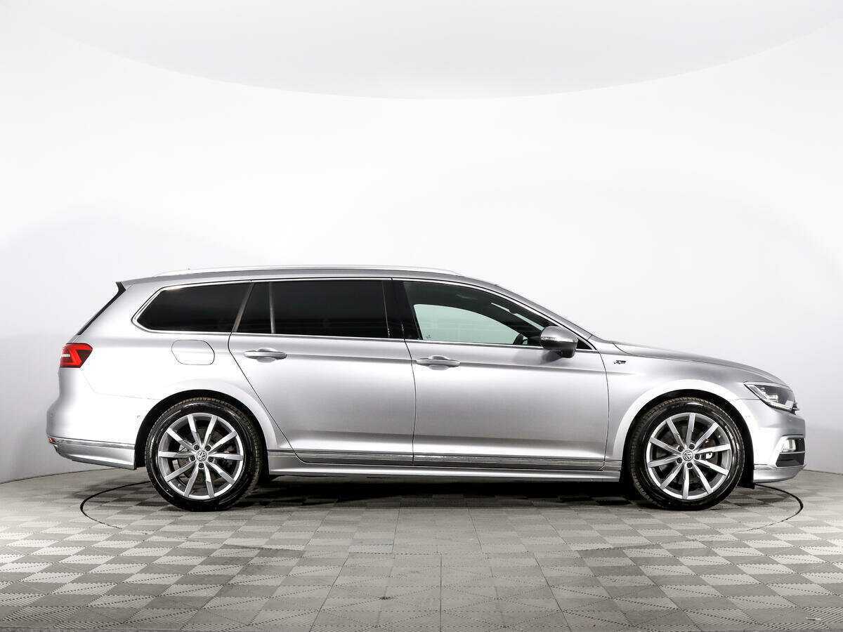 Volkswagen Passat, 2019 - фото №4
