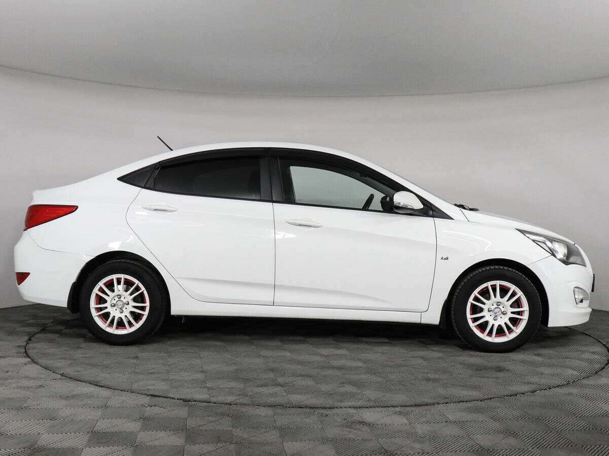 Hyundai Solaris, 2014 - фото №4