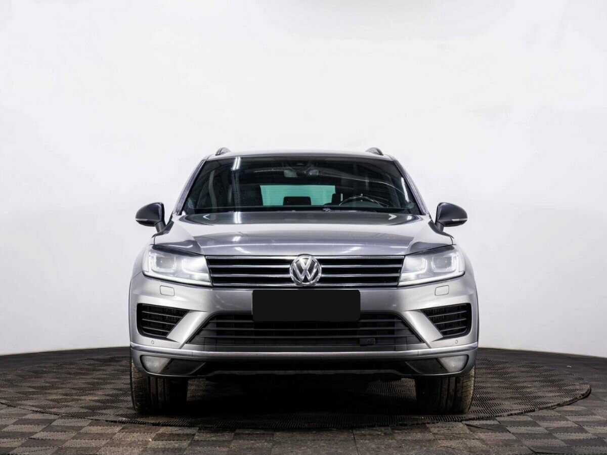Volkswagen Touareg, 2017 - фото №2
