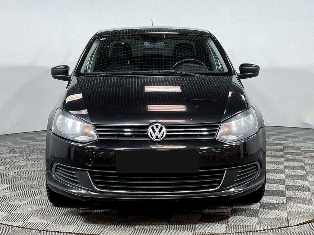 Volkswagen Polo, 2013 - фото №2