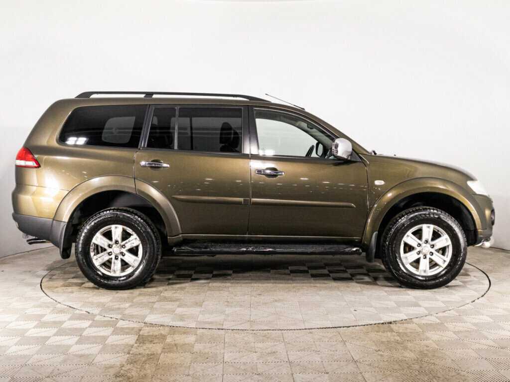 Mitsubishi Pajero Sport, 2014 - фото №4