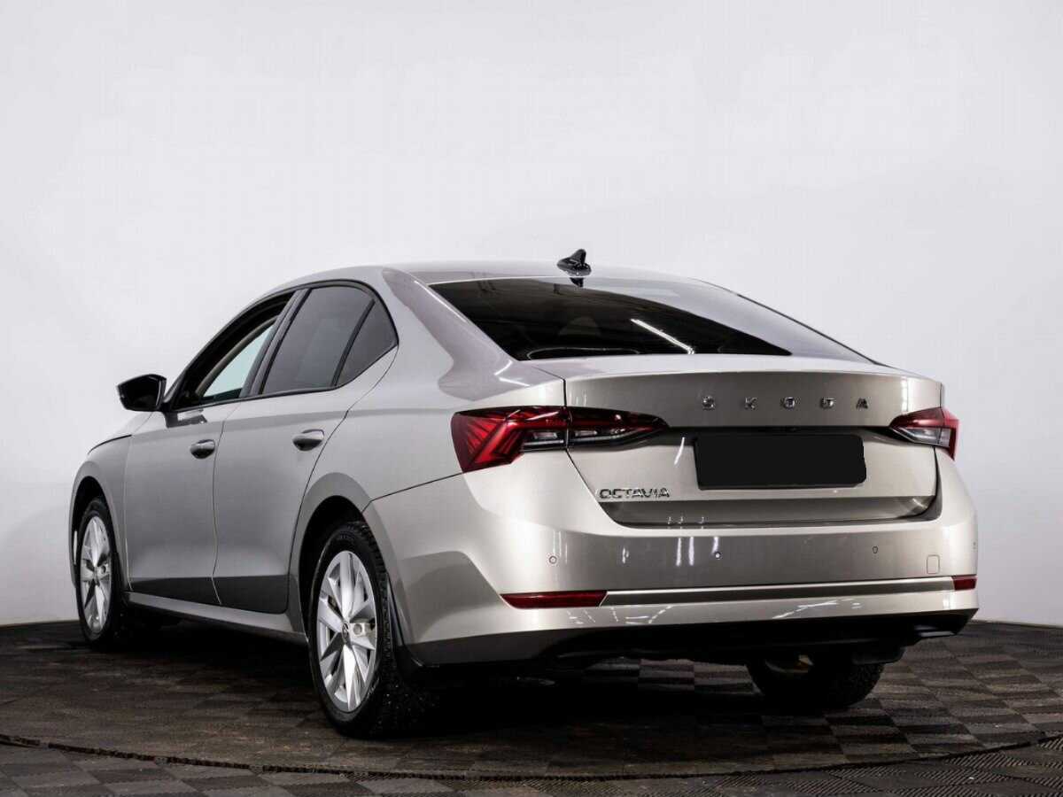 Skoda Octavia, 2021 - фото №4