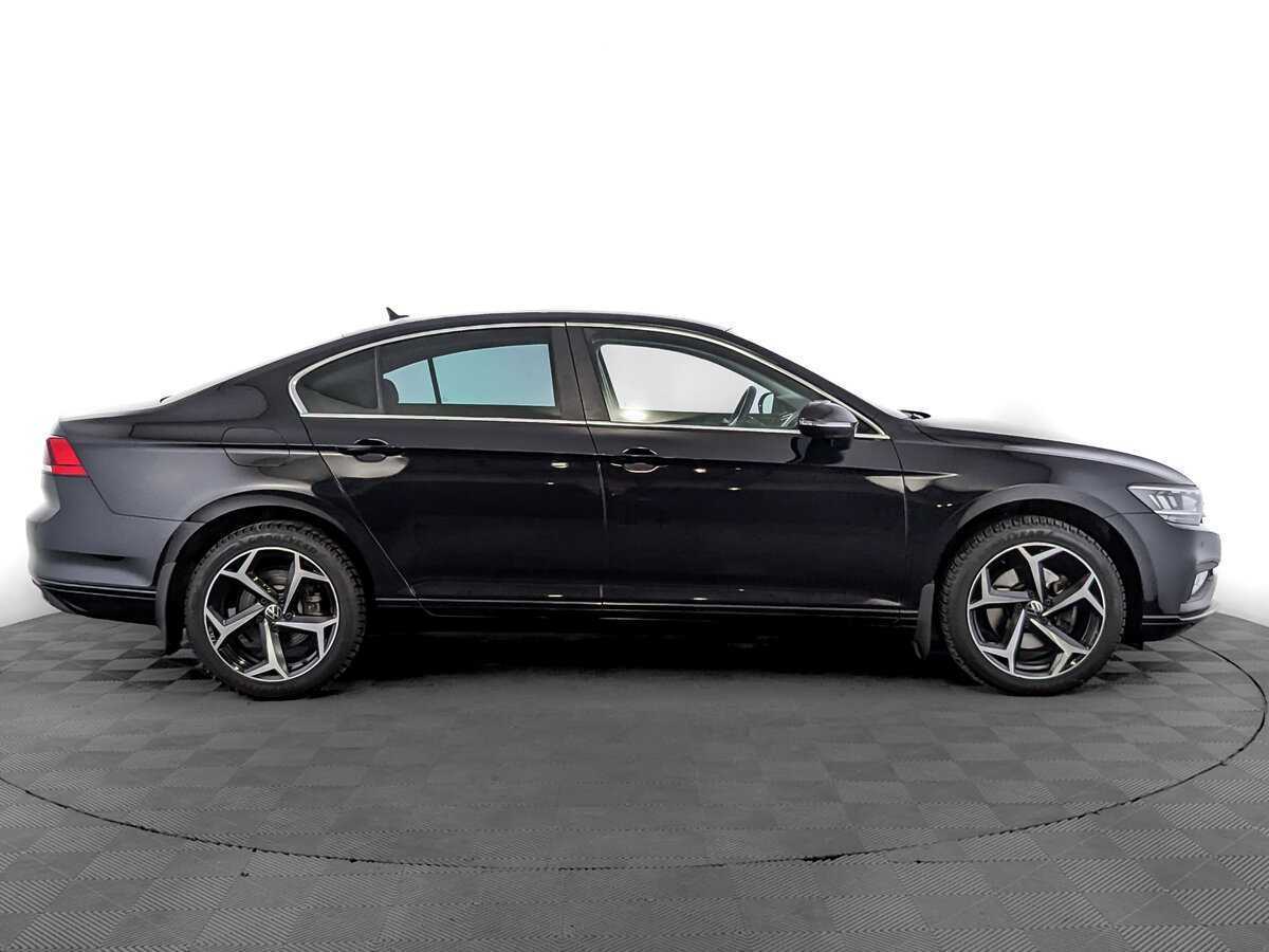Volkswagen Passat, 2021 - фото №4