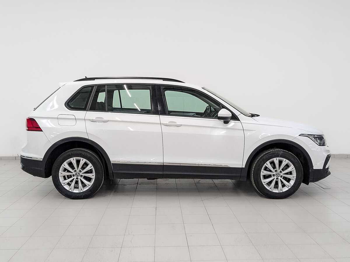Volkswagen Tiguan, 2021 - фото №4
