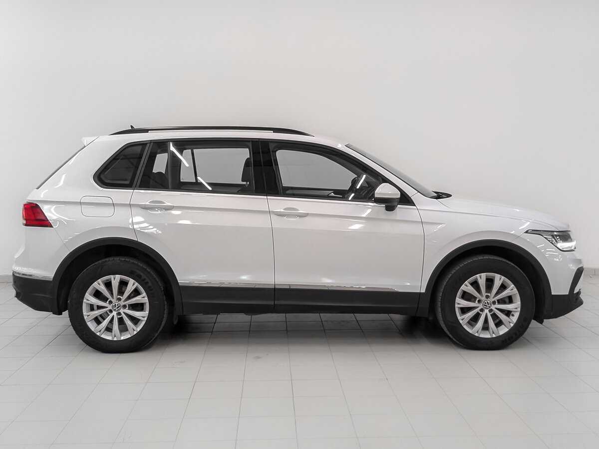 Volkswagen Tiguan, 2021 - фото №4
