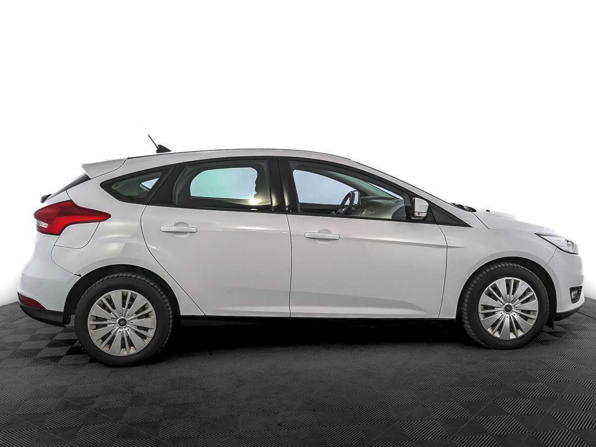 Ford Focus, 2018 - фото №4