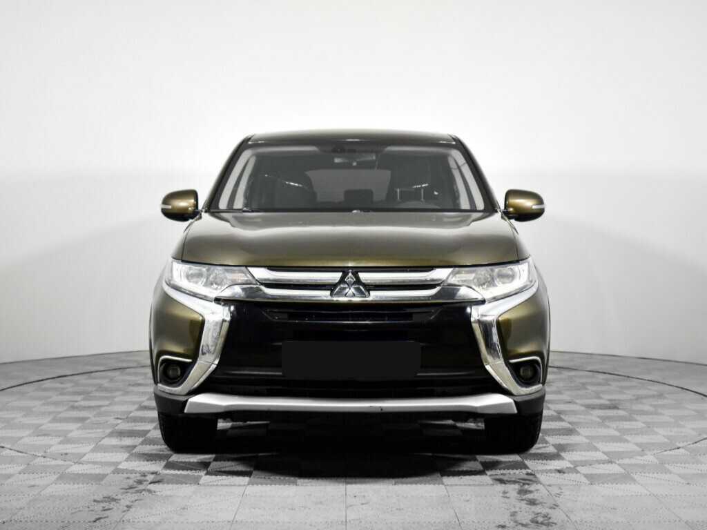 Mitsubishi Outlander, 2017 - фото №2