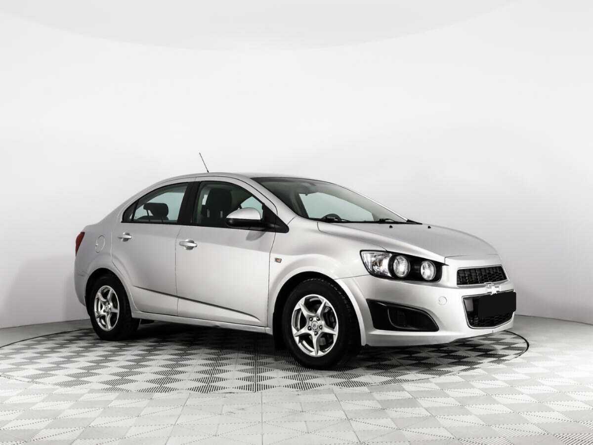 Chevrolet Aveo, 2014 - фото №3