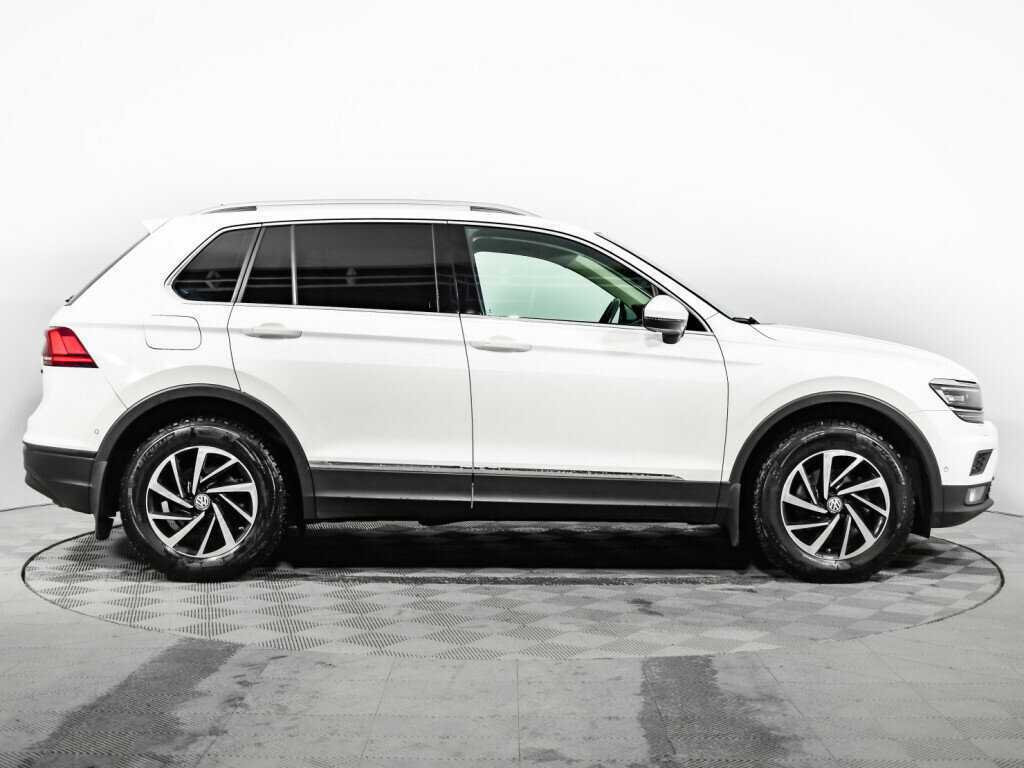 Volkswagen Tiguan, 2019 - фото №4
