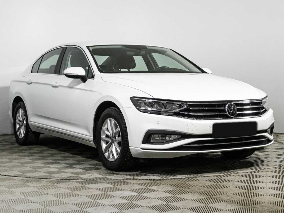 Volkswagen Passat, 2020 - фото №3