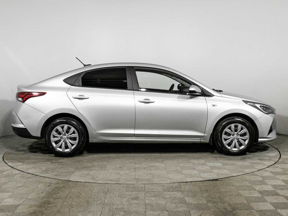 Hyundai Solaris, 2022 - фото №4
