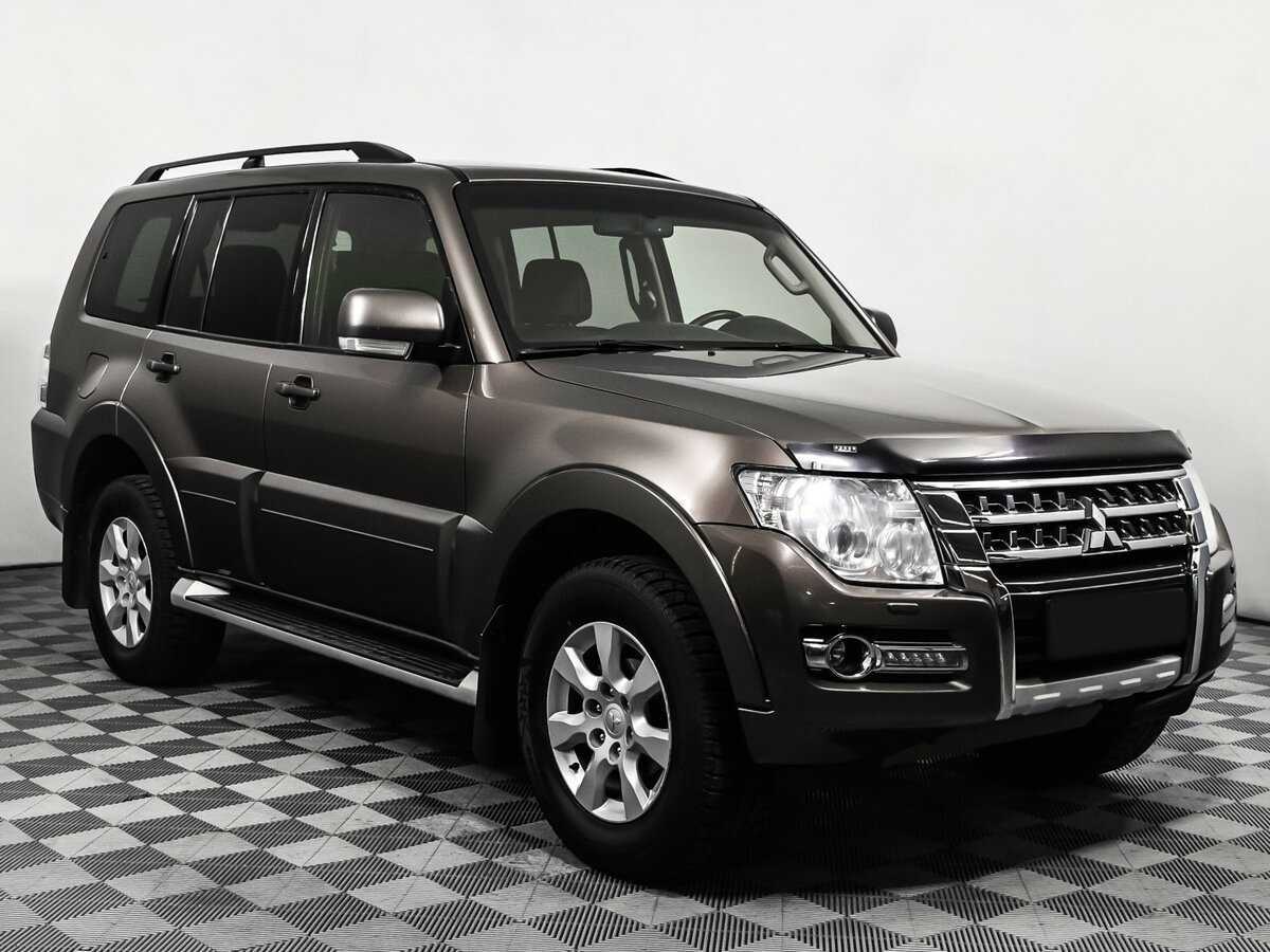 Mitsubishi Pajero, 2015 - фото №3