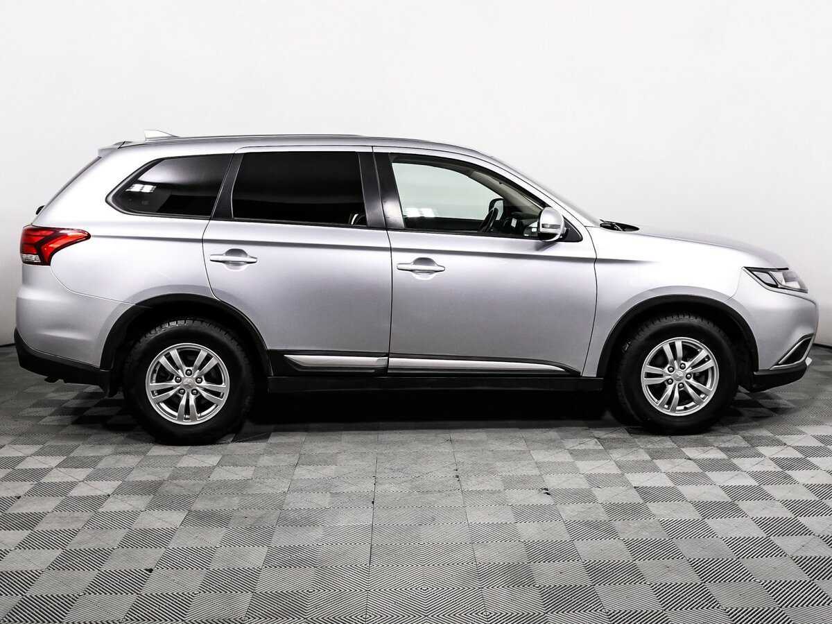 Mitsubishi Outlander, 2018 - фото №4