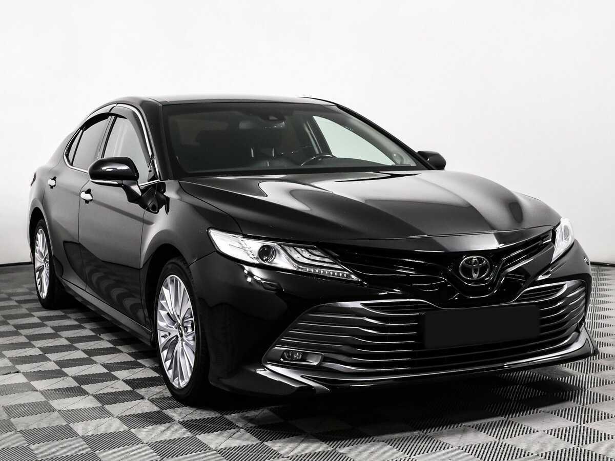 Toyota Camry, 2019 - фото №3