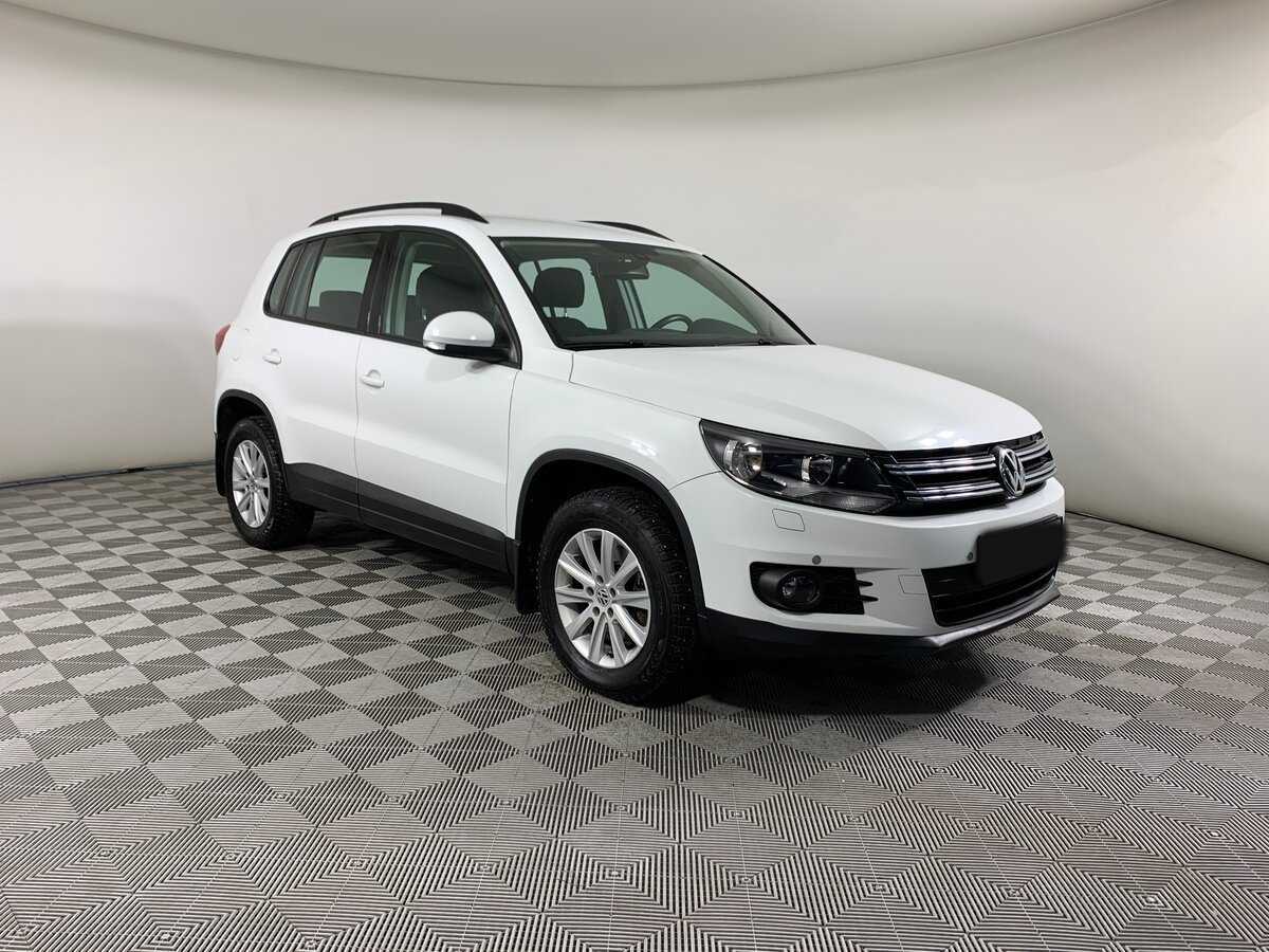 Volkswagen Tiguan, 2015 - фото №3