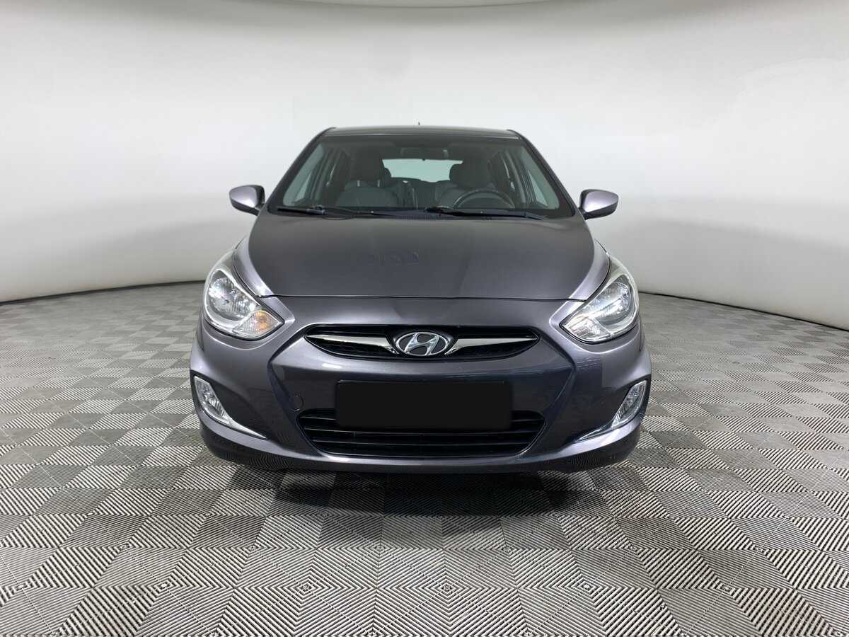 Hyundai Solaris, 2012 - фото №2