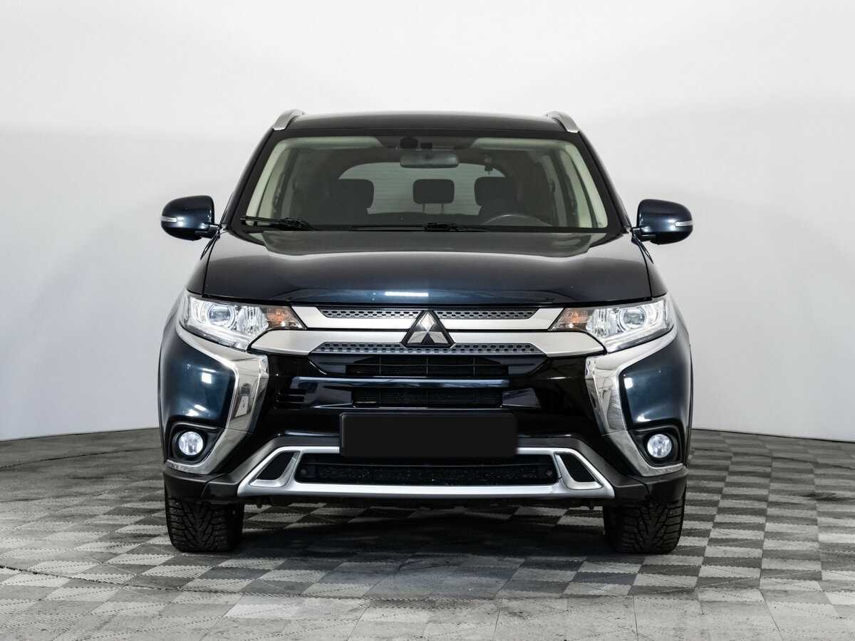 Mitsubishi Outlander, 2020 - фото №2