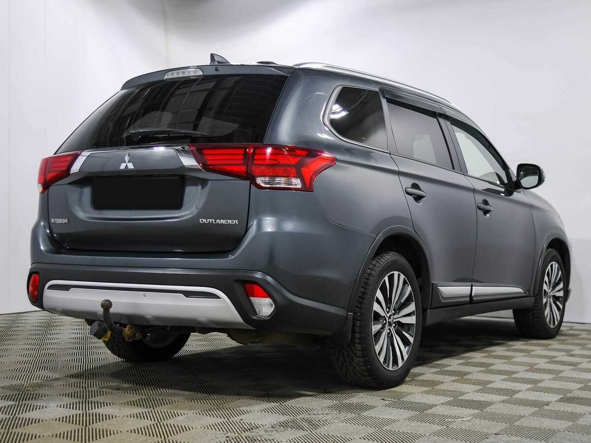 Mitsubishi Outlander, 2018 - фото №4
