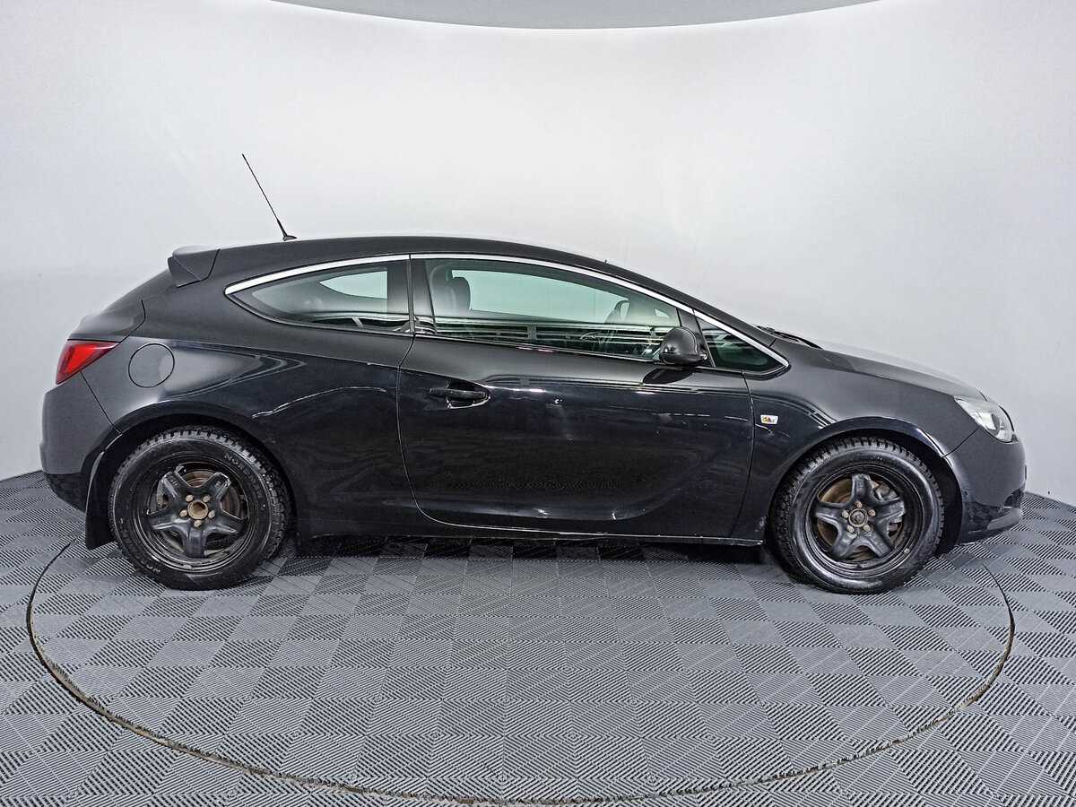 Opel Astra GTC, 2014 - фото №4