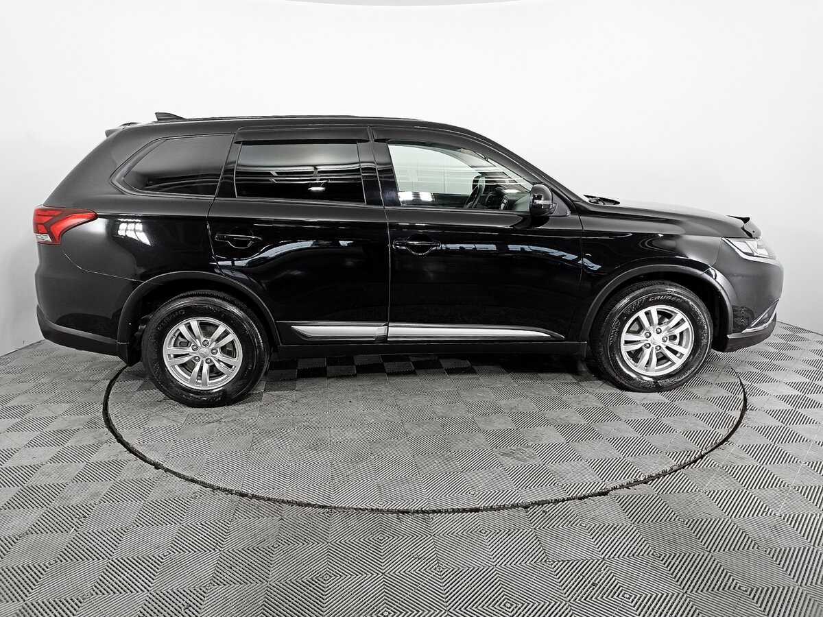Mitsubishi Outlander, 2021 - фото №4