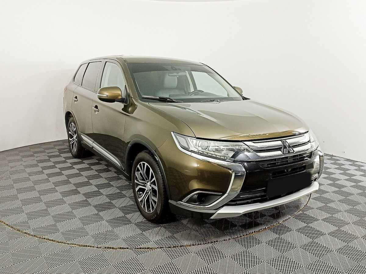 Mitsubishi Outlander, 2018 - фото №3