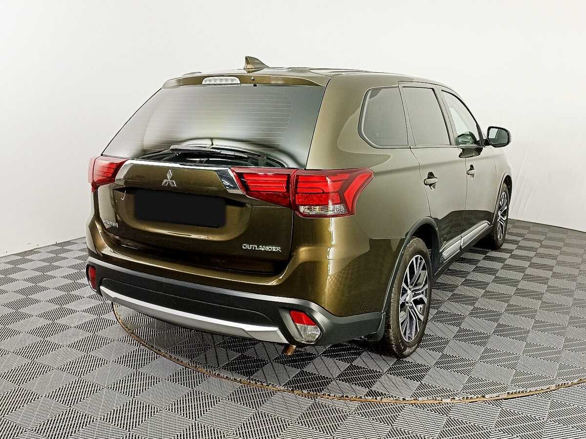Mitsubishi Outlander, 2018 - фото №4