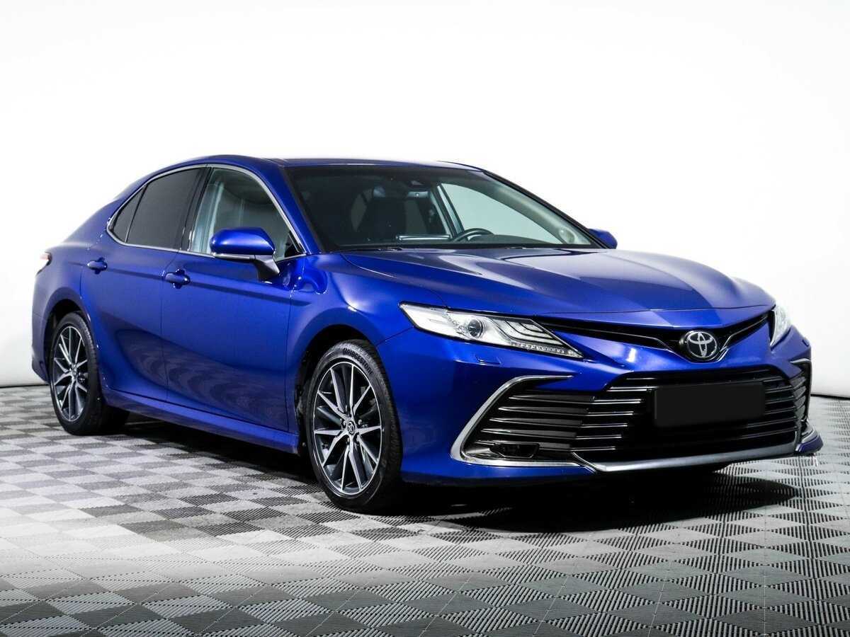 Toyota Camry, 2021 - фото №3