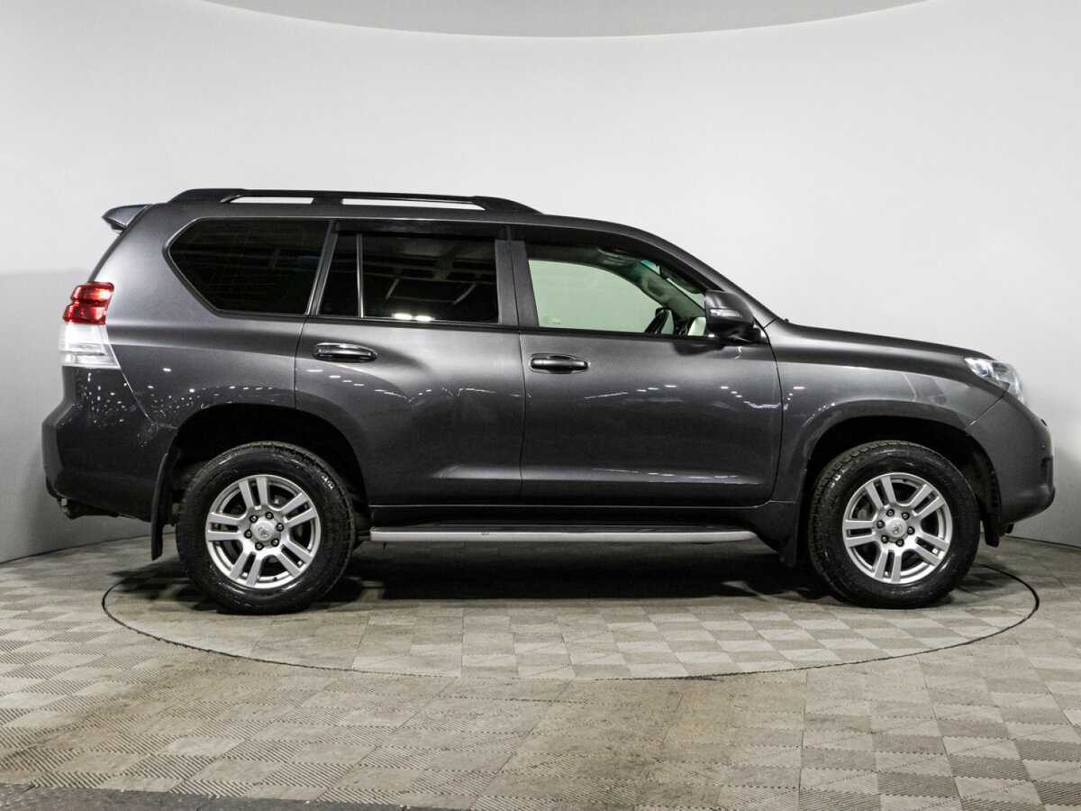Toyota Land Cruiser Prado, 2012 - фото №4