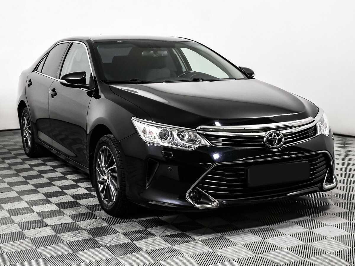 Toyota Camry, 2018 - фото №3