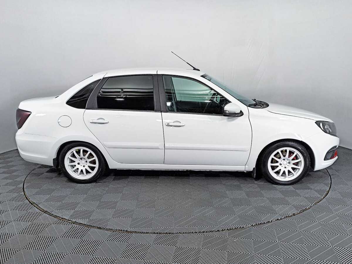 Lada (ВАЗ) Granta, 2020 - фото №4