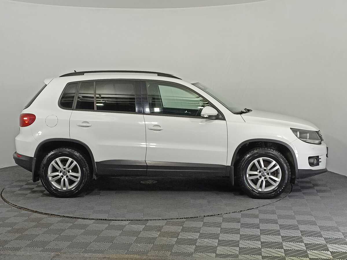 Volkswagen Tiguan, 2014 - фото №4
