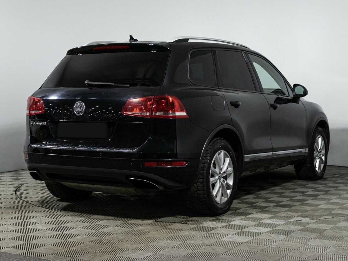 Volkswagen Touareg, 2012 - фото №4