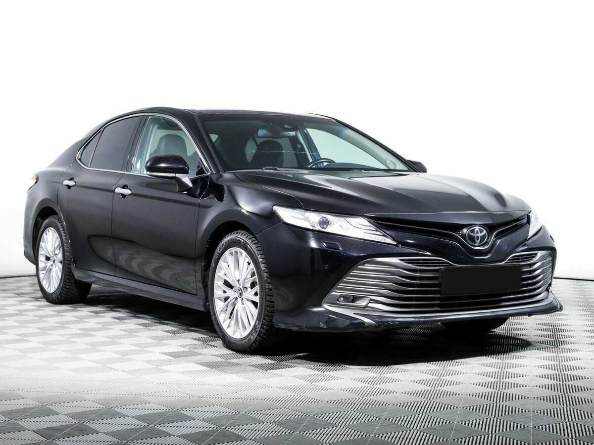 Toyota Camry, 2018 - фото №3