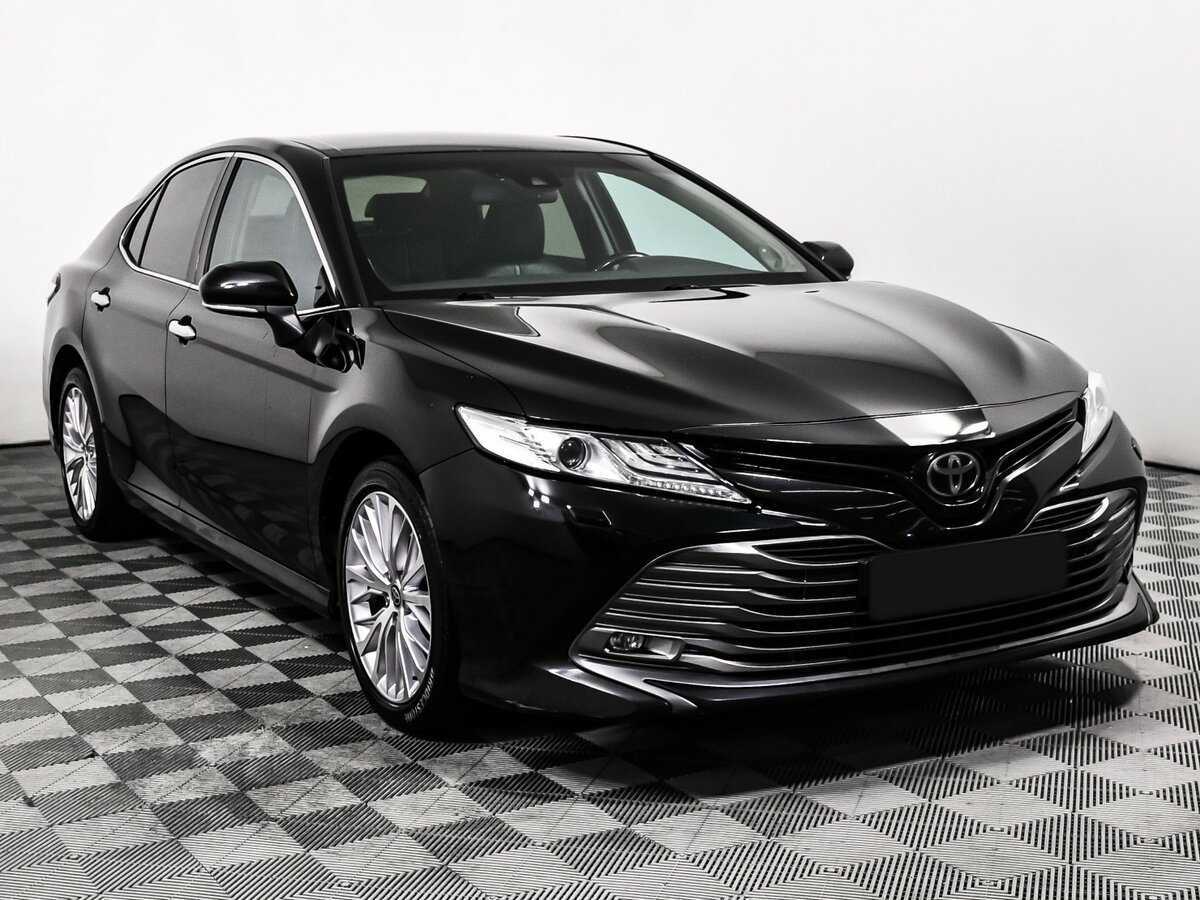 Toyota Camry, 2019 - фото №3