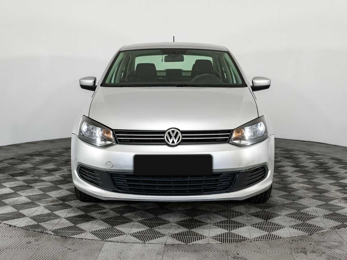 Volkswagen Polo, 2013 - фото №2
