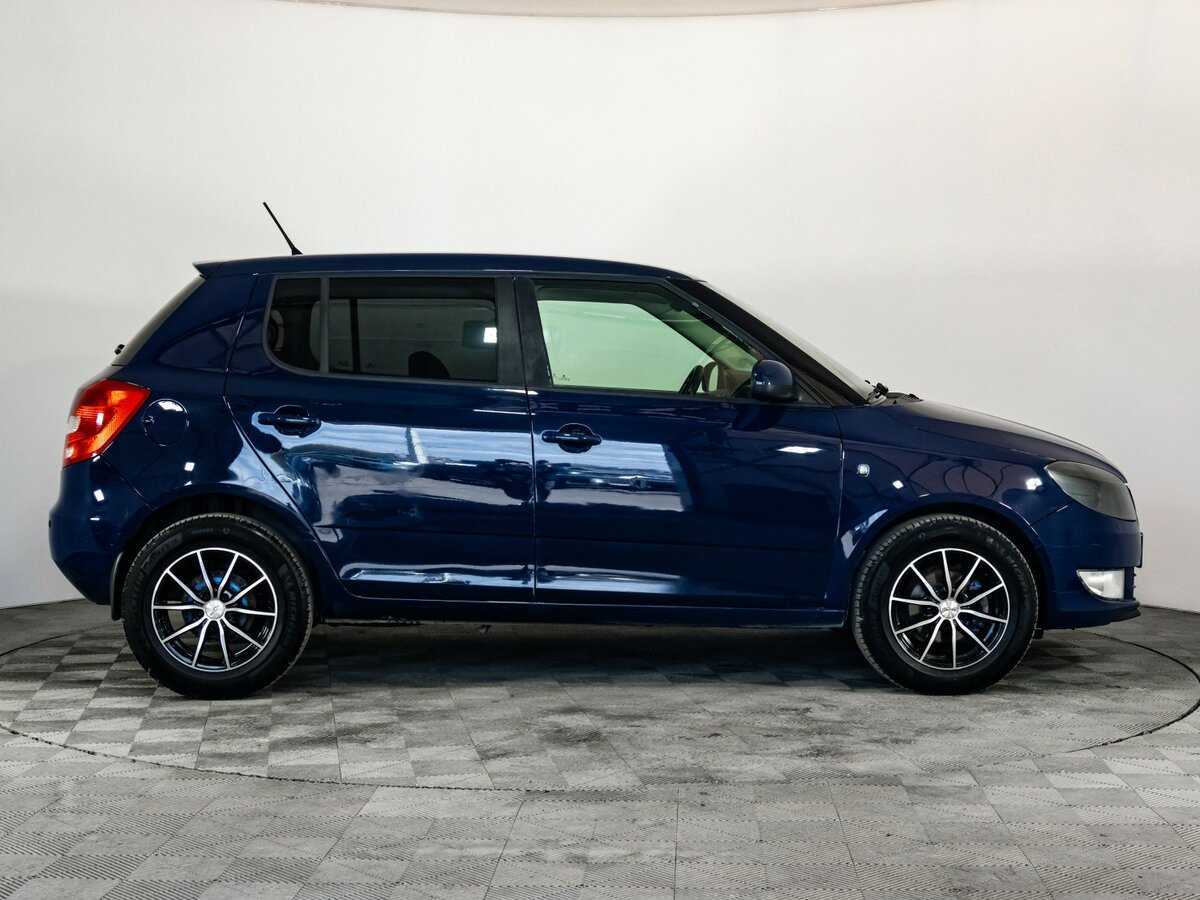 Skoda Fabia, 2012 - фото №4