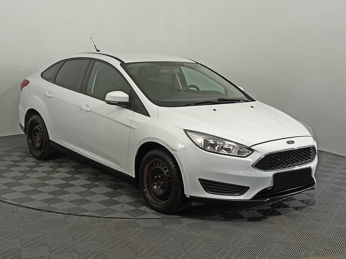Ford Focus, 2018 - фото №3
