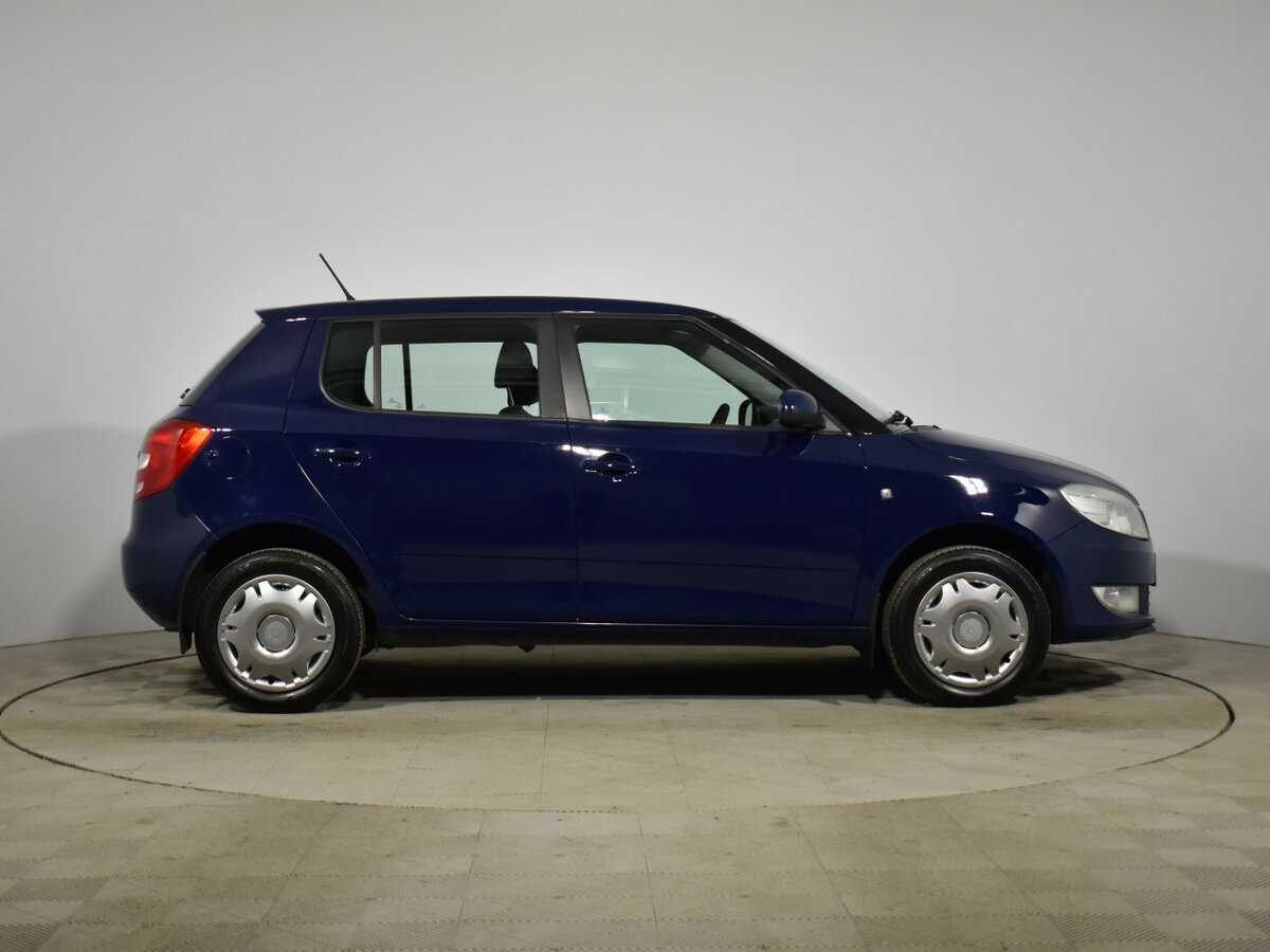 Skoda Fabia, 2012 - фото №4