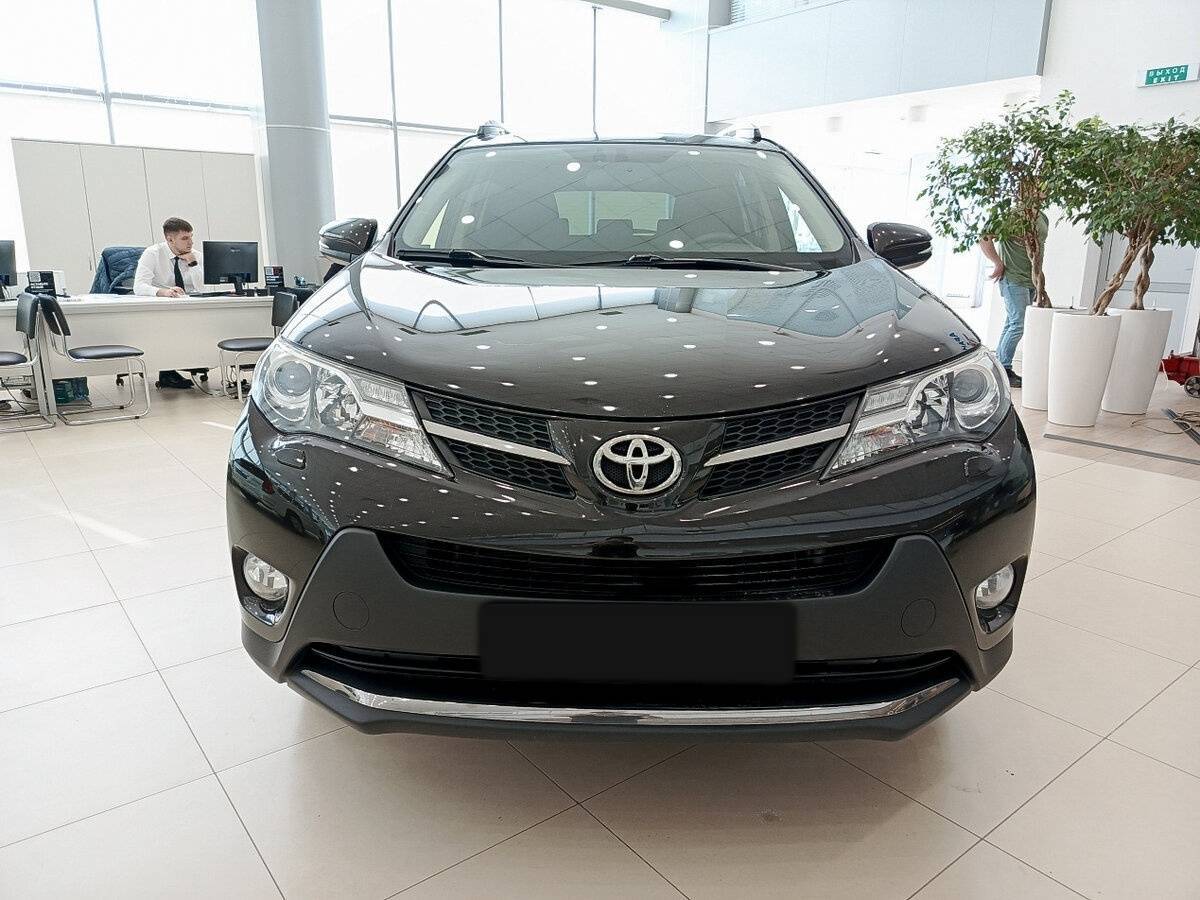 Toyota RAV4, 2015 - фото №2