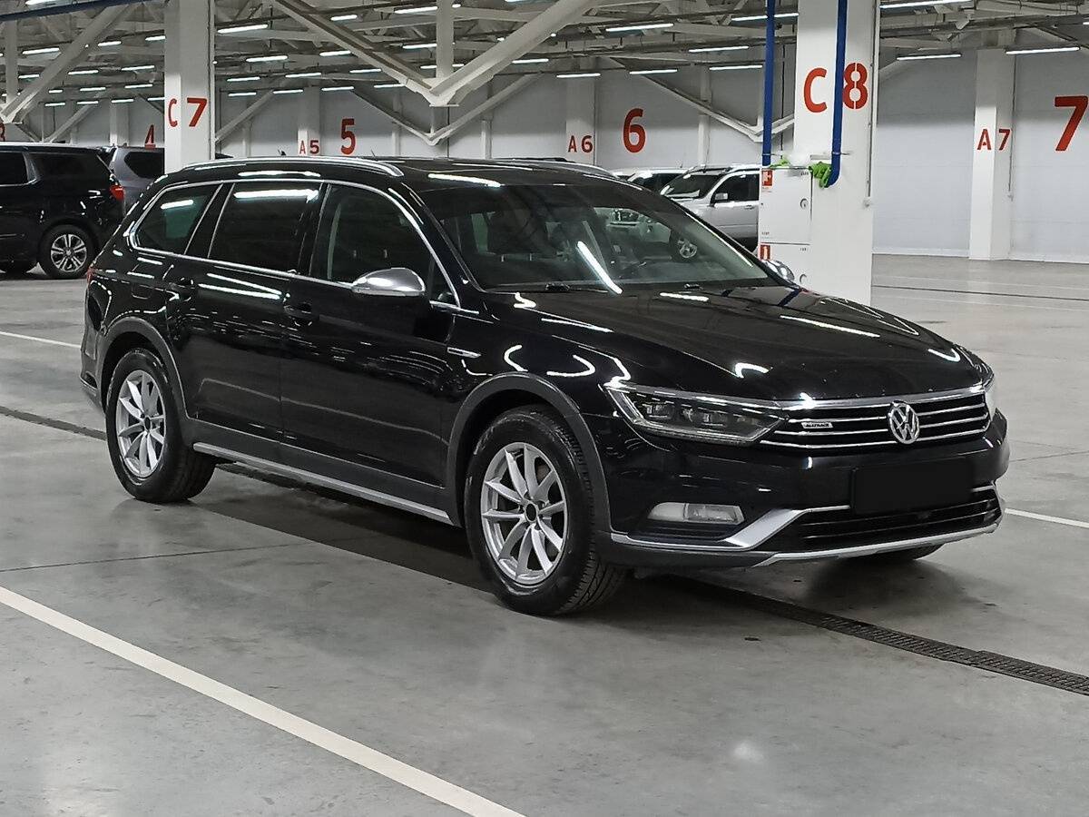 Volkswagen Passat Alltrack, 2018 - фото №3