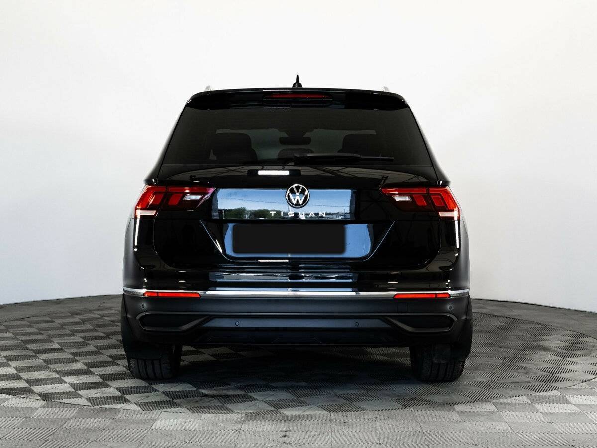 Volkswagen Tiguan, 2021 - фото №4