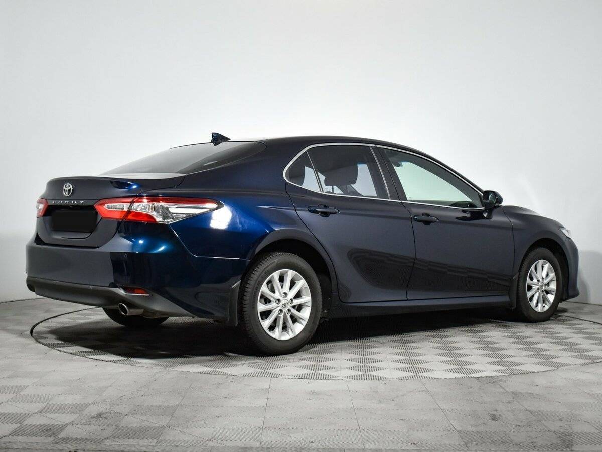 Toyota Camry, 2019 - фото №4