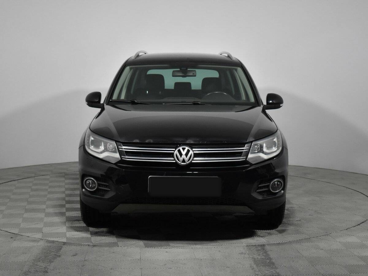 Volkswagen Tiguan, 2012 - фото №2